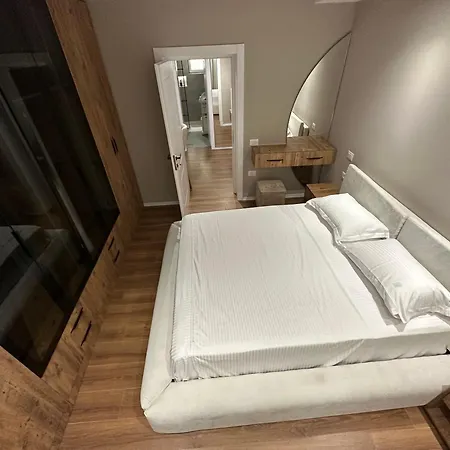 Luxury Center * Тирана